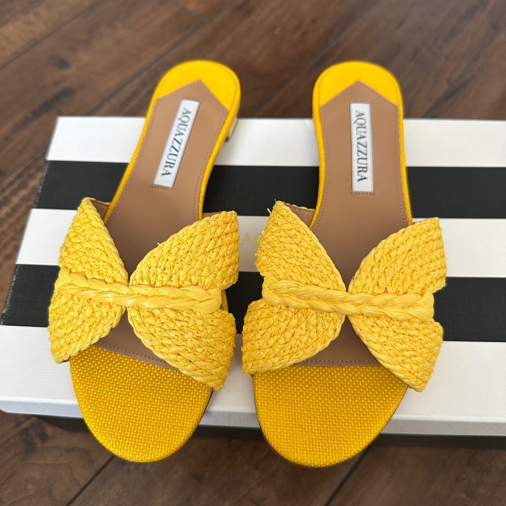 Aquazzura Tuscan Sun Raffia Sandals 36